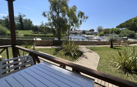 MH Marine vue rivire